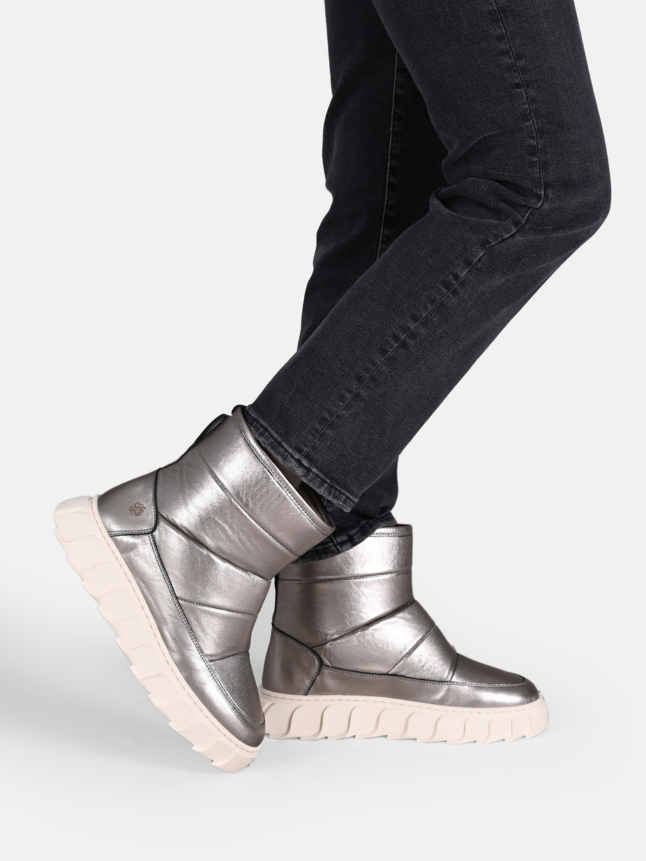 STIEFELETTE LENA
