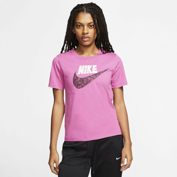 Nike Sportswear T Shirt Pink