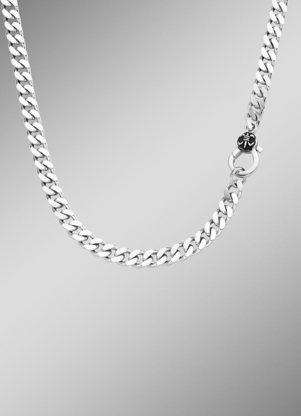 Kraftvolle Eleganz: Garnitur in Silber 925/- fein