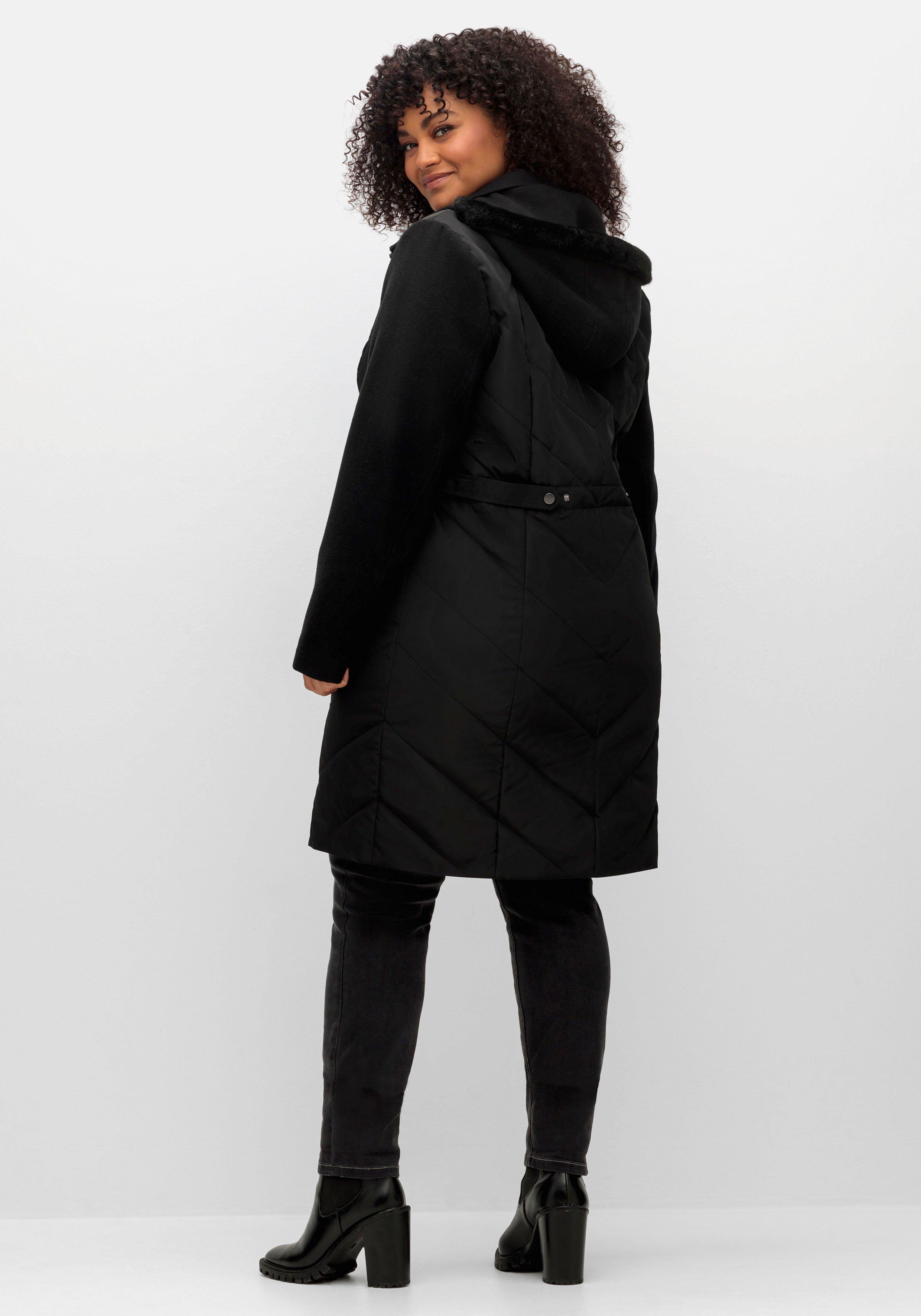 Lange Steppjacke mit Kapuze, im Materialmix
