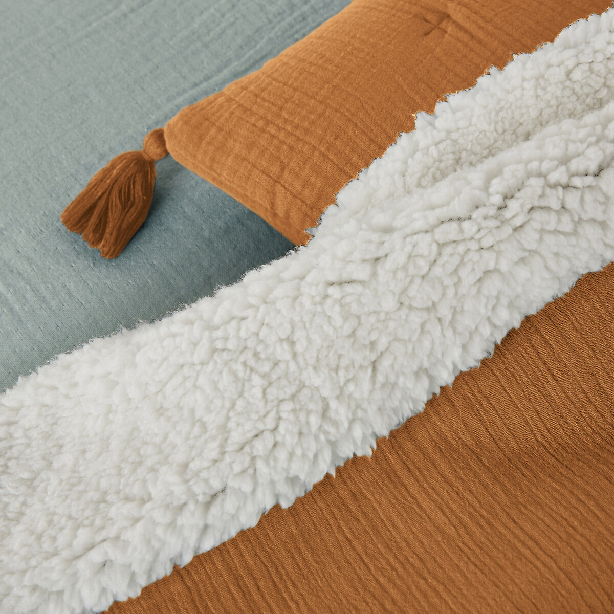 LA REDOUTE INTERIEURS<br>Effen bedprei em tetra/sherpa Kumla