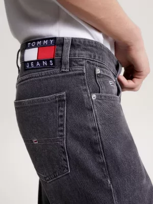 Calça jeans Ryan reta e preta desbotada