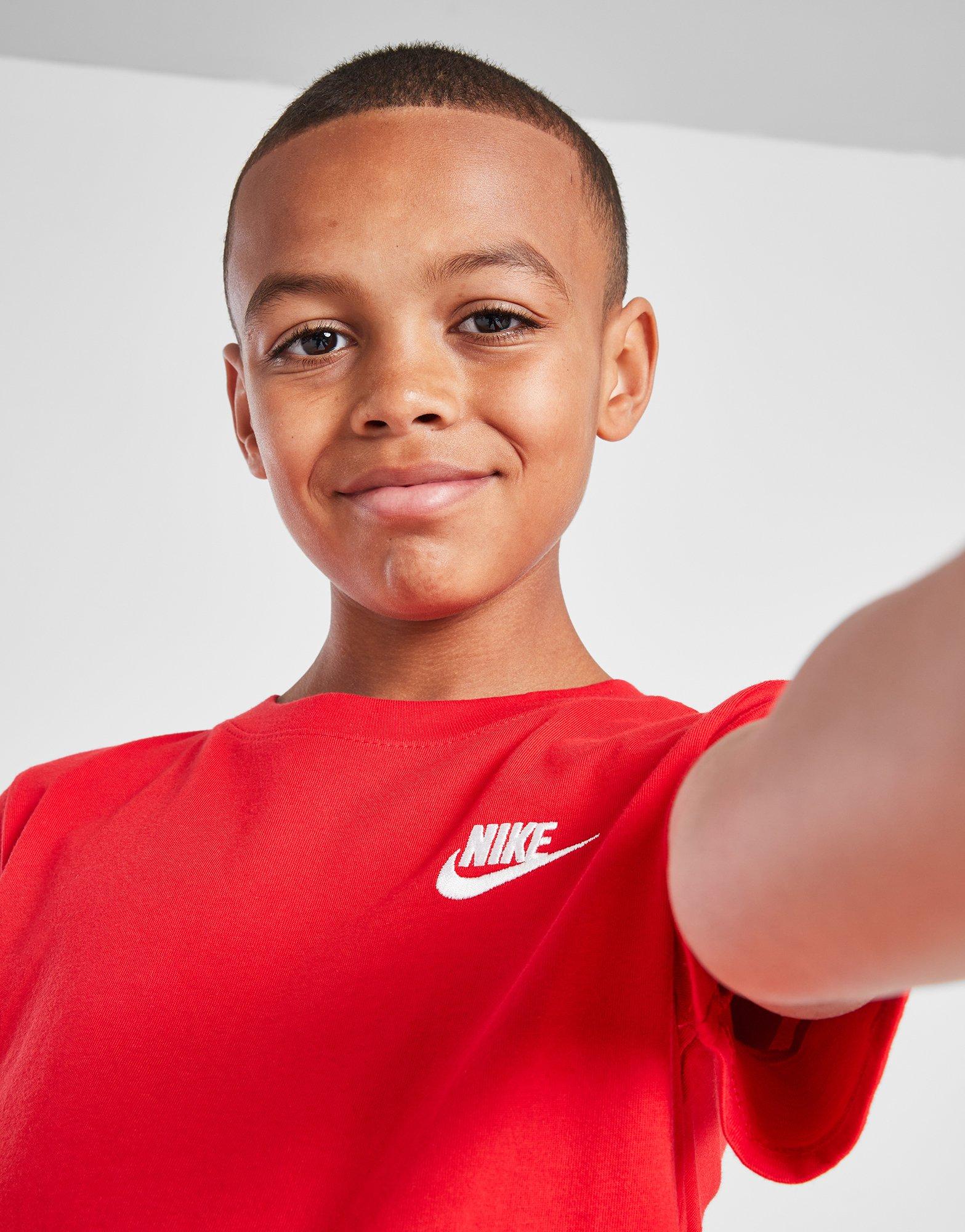 Nike T-Shirt à Petit Logo Enfant