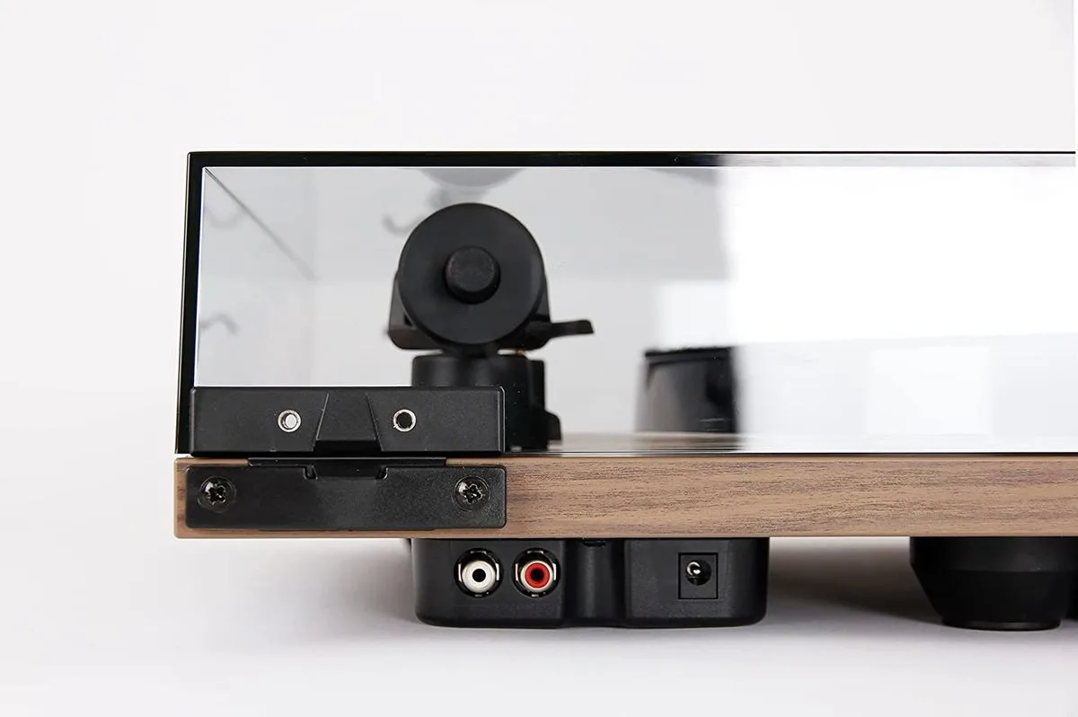Rega Planar 1 Plus Noyer Platines vinyle hi-fi