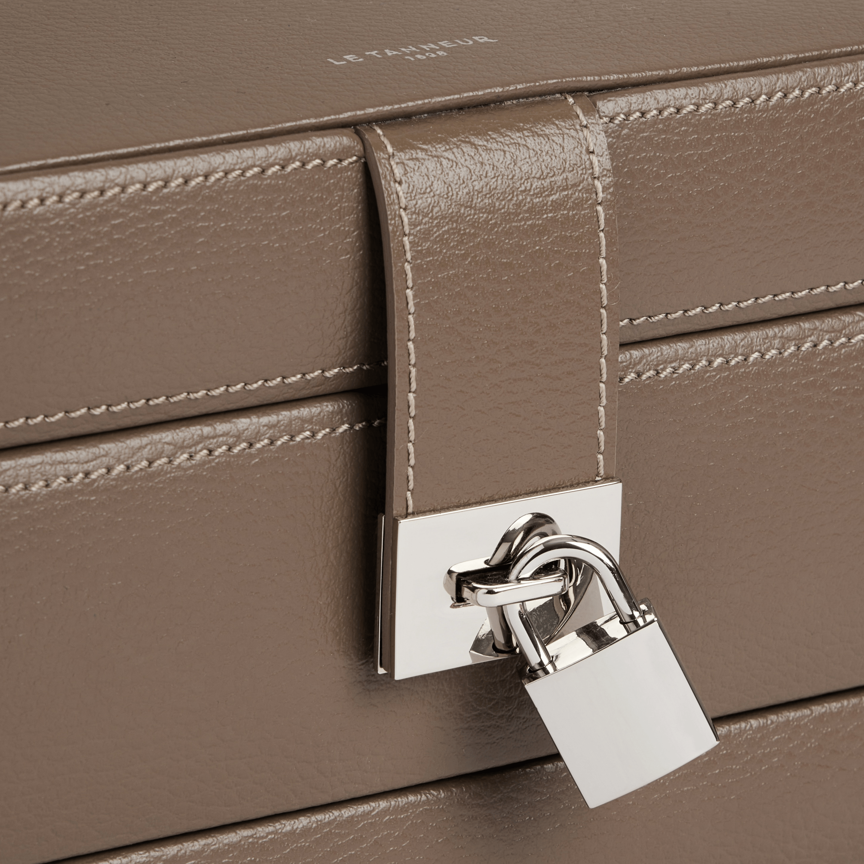 Boîte à bijoux moyen format en cuir | Marron