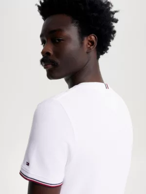 Camiseta Slim Fit Piquet com Estampa de Favo de Mel
