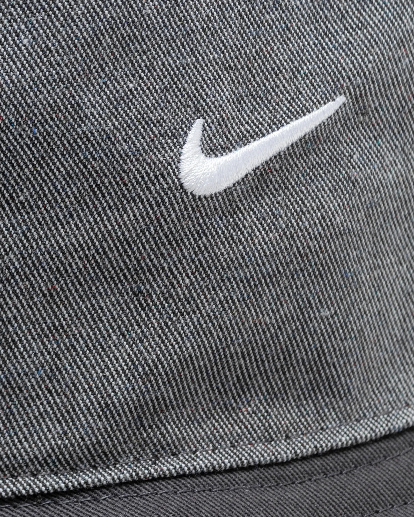 Nike APEX BUCKET HAT