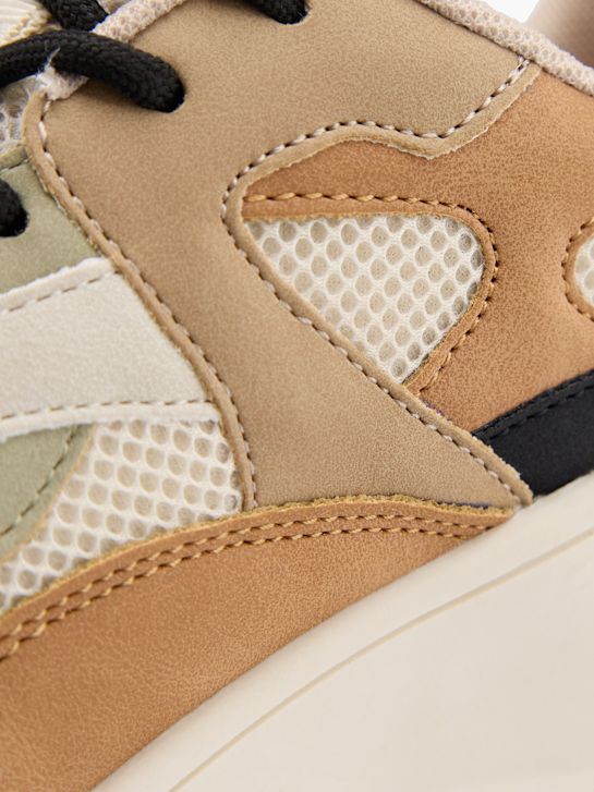 Graceland Sneaker