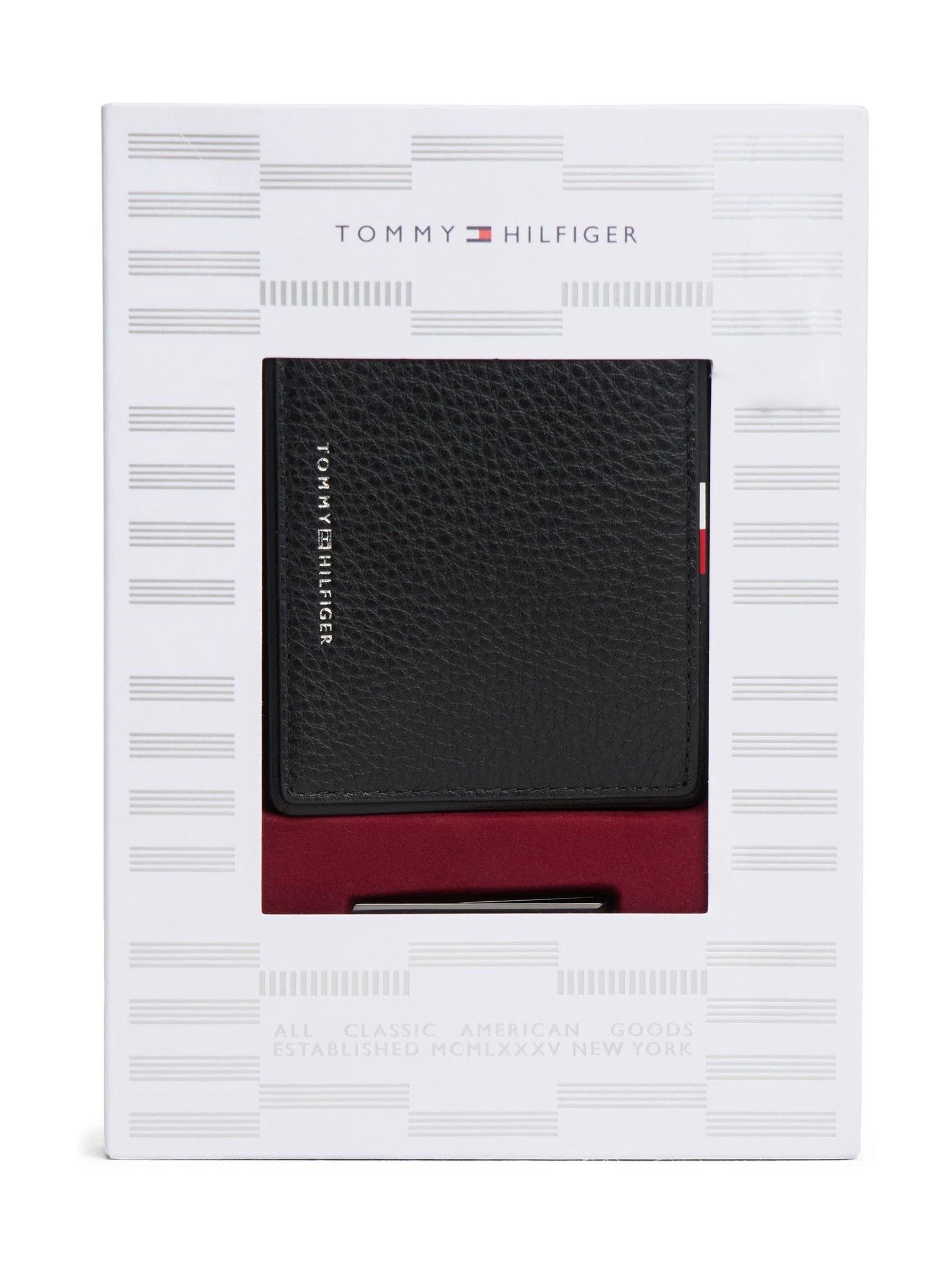 Tommy Hilfiger Leather Wallet Set