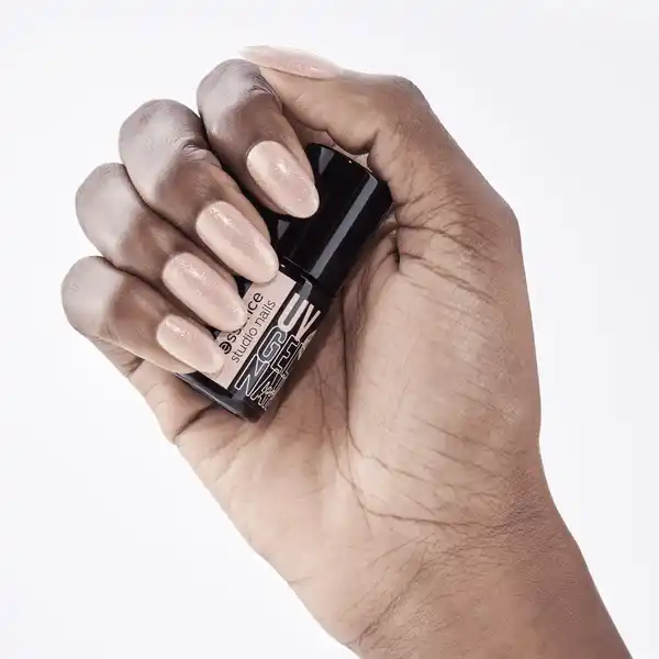 UV GEL NAIL polish 03 in ROSEGOLD we trust