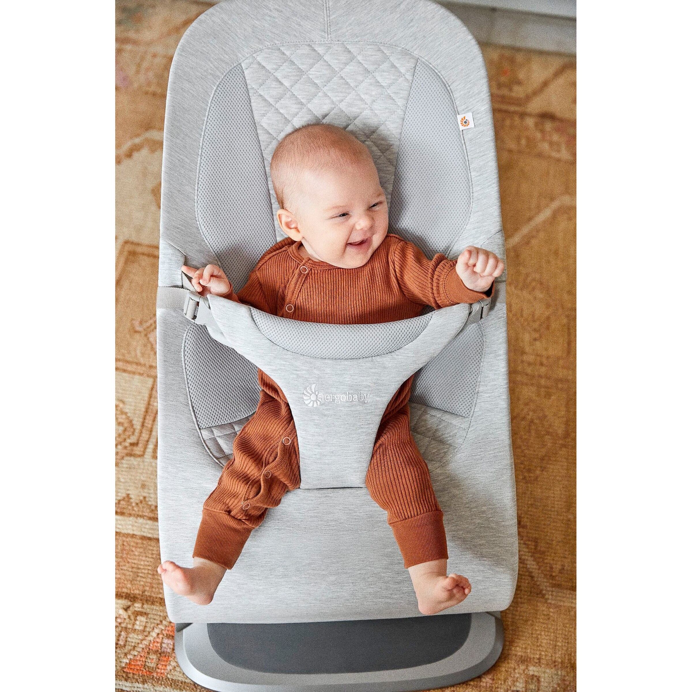 Ergobaby® Babywippe Bouncer Evolve 3-in1 Light Grey