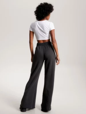 Camiseta cropped com logo