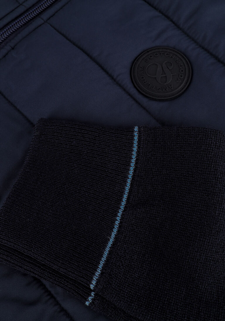 SCOTCH & SODA blauwe scotch & soda gewatteerde jas padded jacket with knitted sleeve and back panel