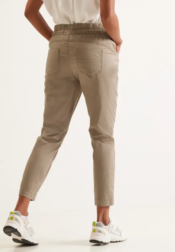 Loose Fit Hose - smooth sand