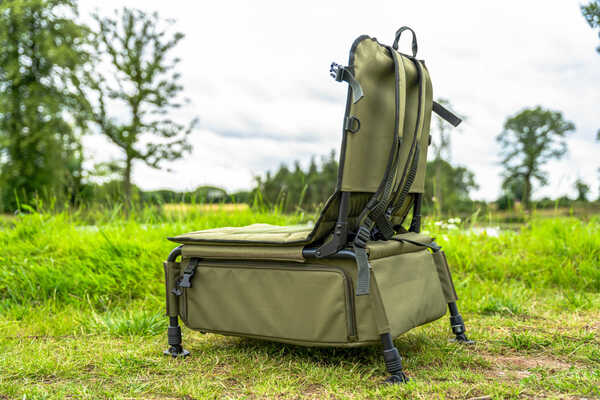 Chaise Sac à Dos Korum Progress Standard avec Carryall