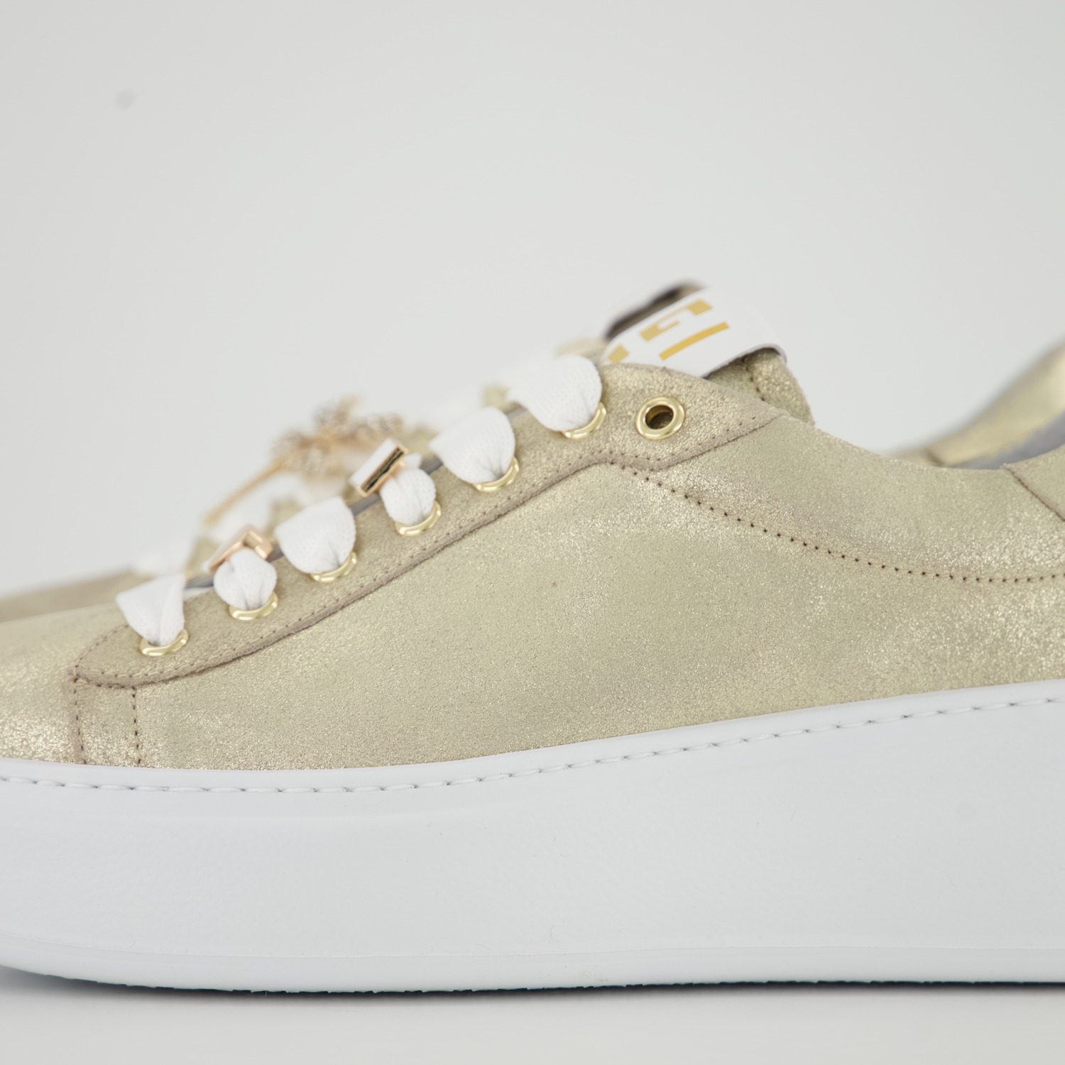 GIO+ Sneaker