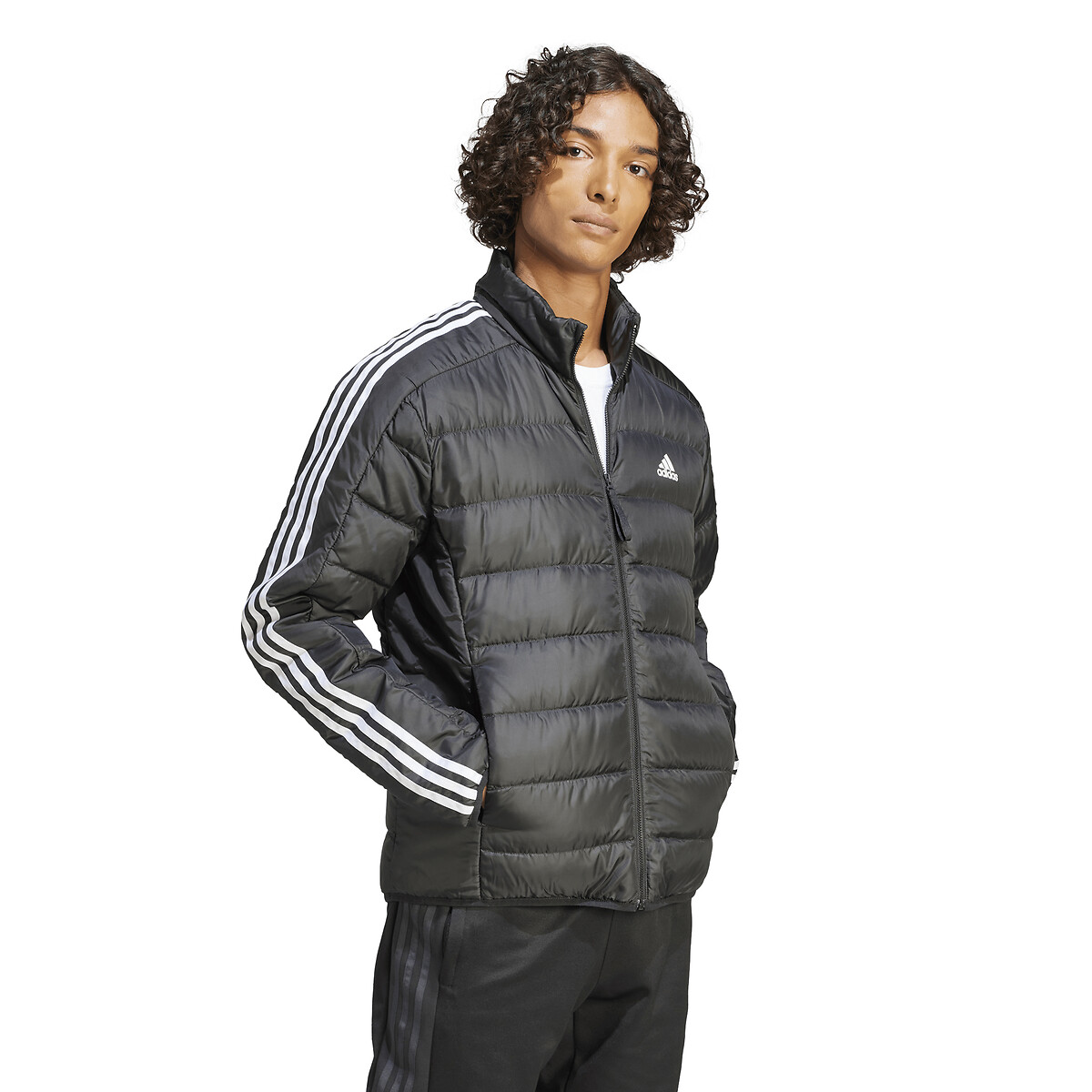 adidas Performance<br>Jaqueta de plumas leve com zíper, 3 listras Essentials