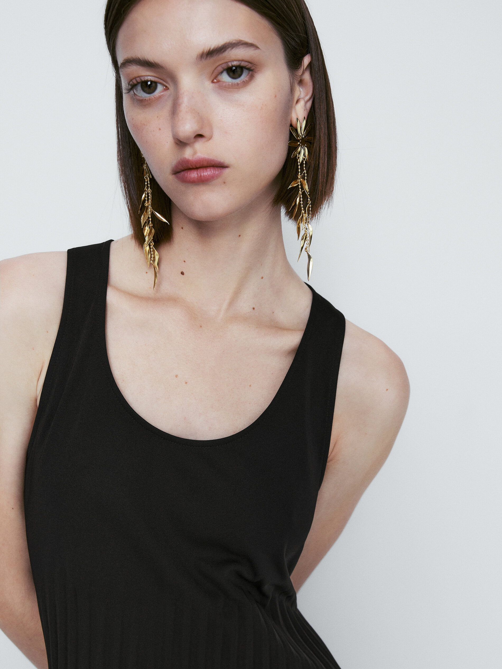 Vestido preto plissado - PRETO