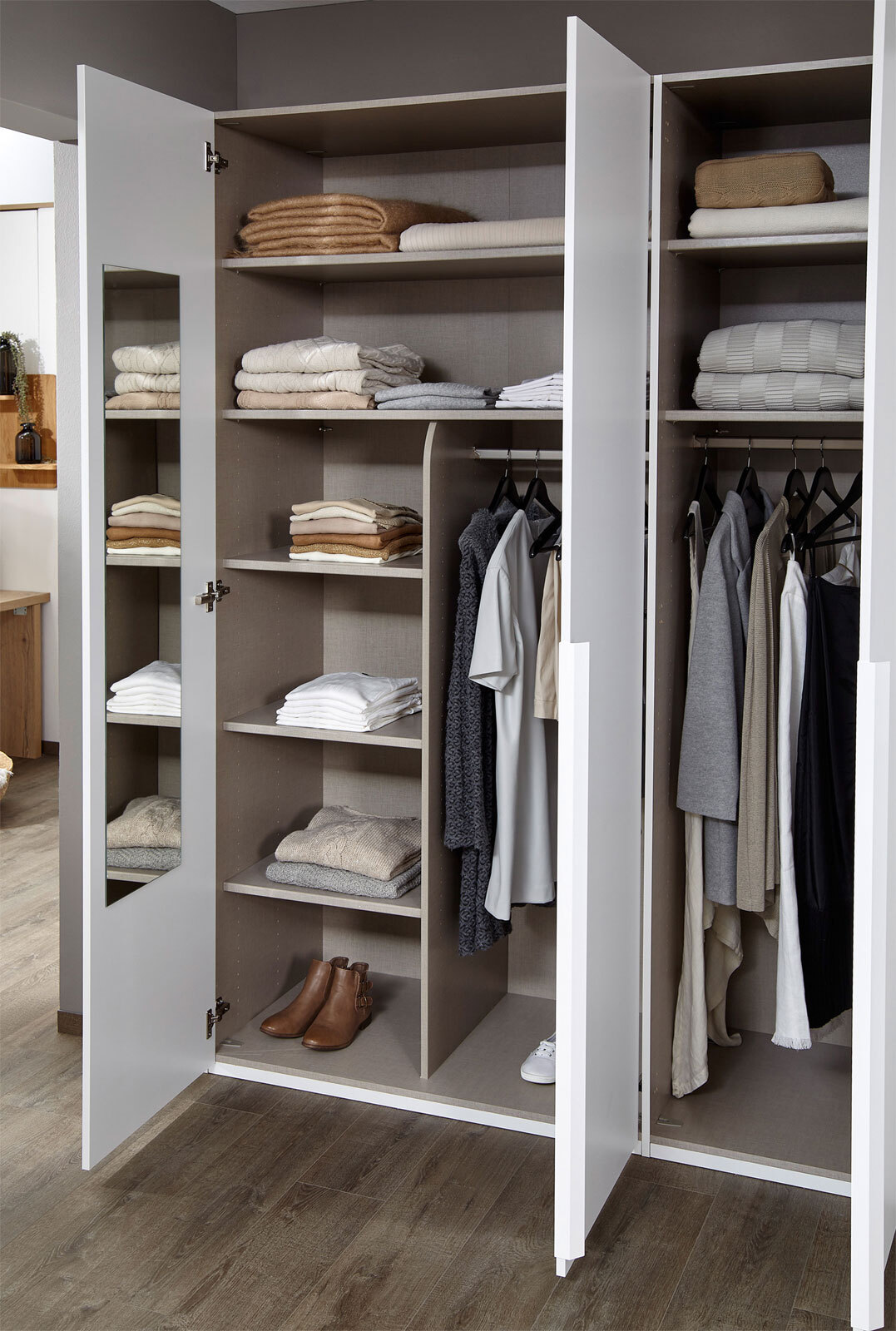 CASAVANTI Kleiderschrank PURISMA Alpinweiß/ Glas Kristallweiß