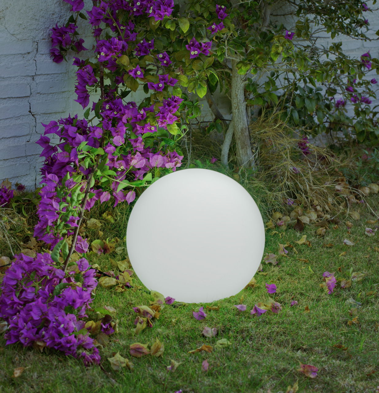 New Garden LED-Kugelleuchte BULY