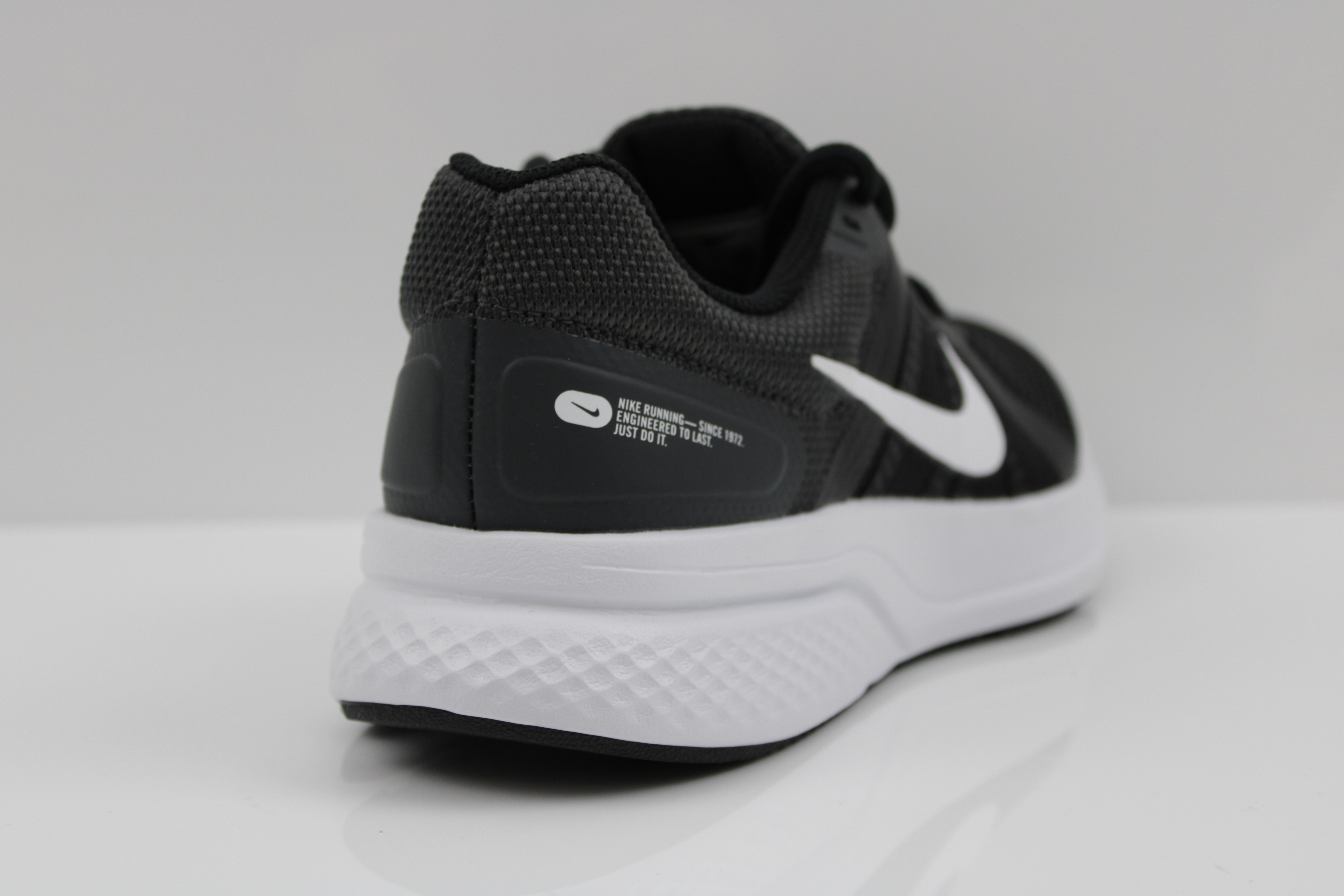 Nike Sneaker