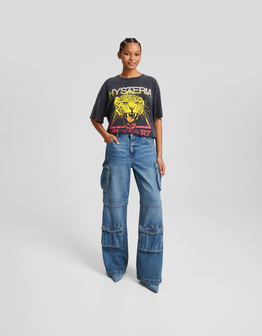 Camiseta de manga curta com estampa do Def Leppard