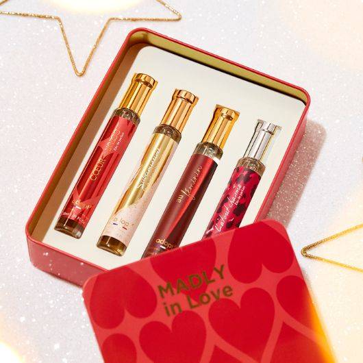 Madly in love - Coffret métal 4 eaux de parfum Cœur à cœur 30ml + Au féminin 30ml + Sublimissime 30ml + L'atout charme 30ml