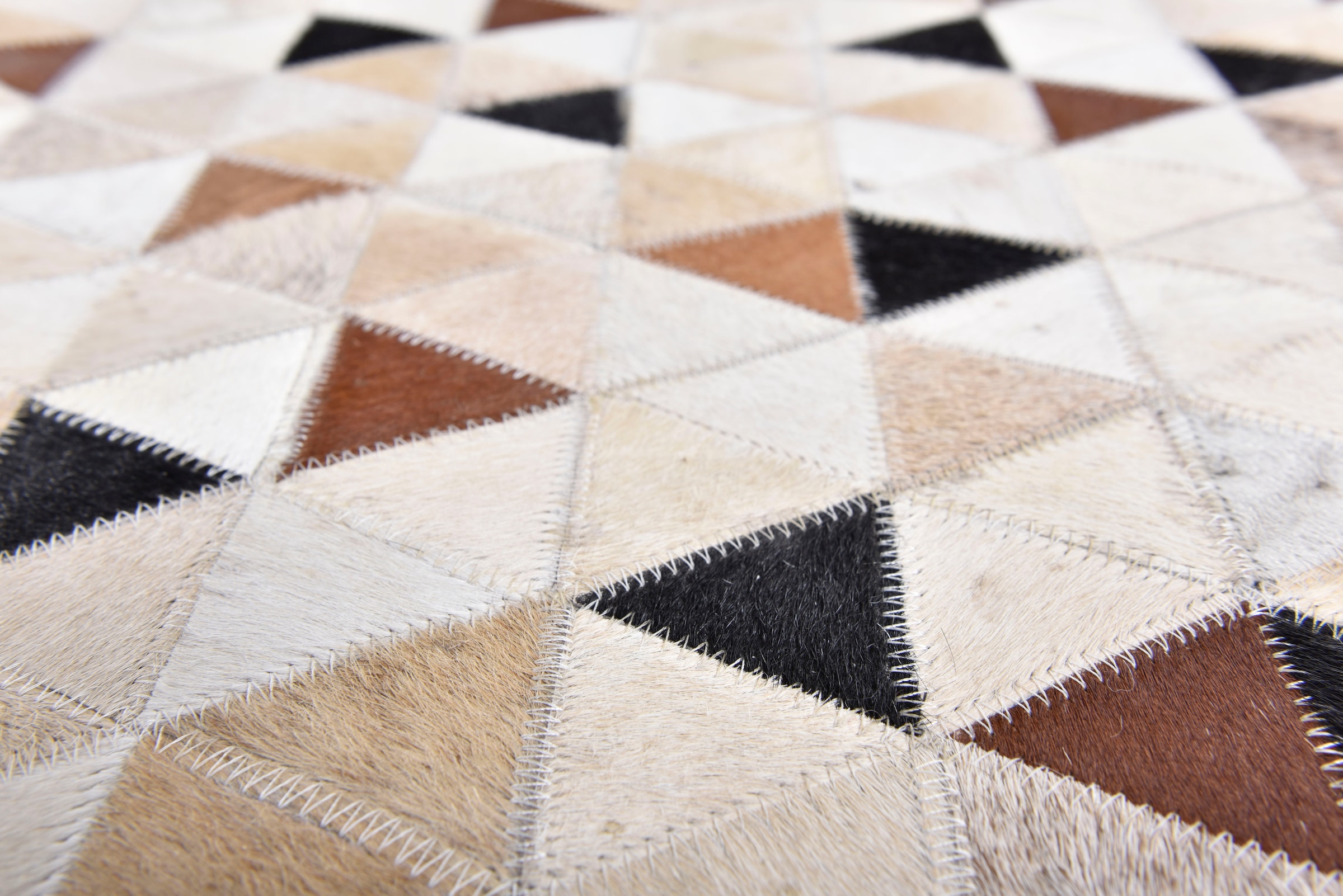 THEKO Fellteppich »Kobe« rechteckig 3 mm Höhe Patchwork, handgenäht, echtes Rinderfell in Naturtönen