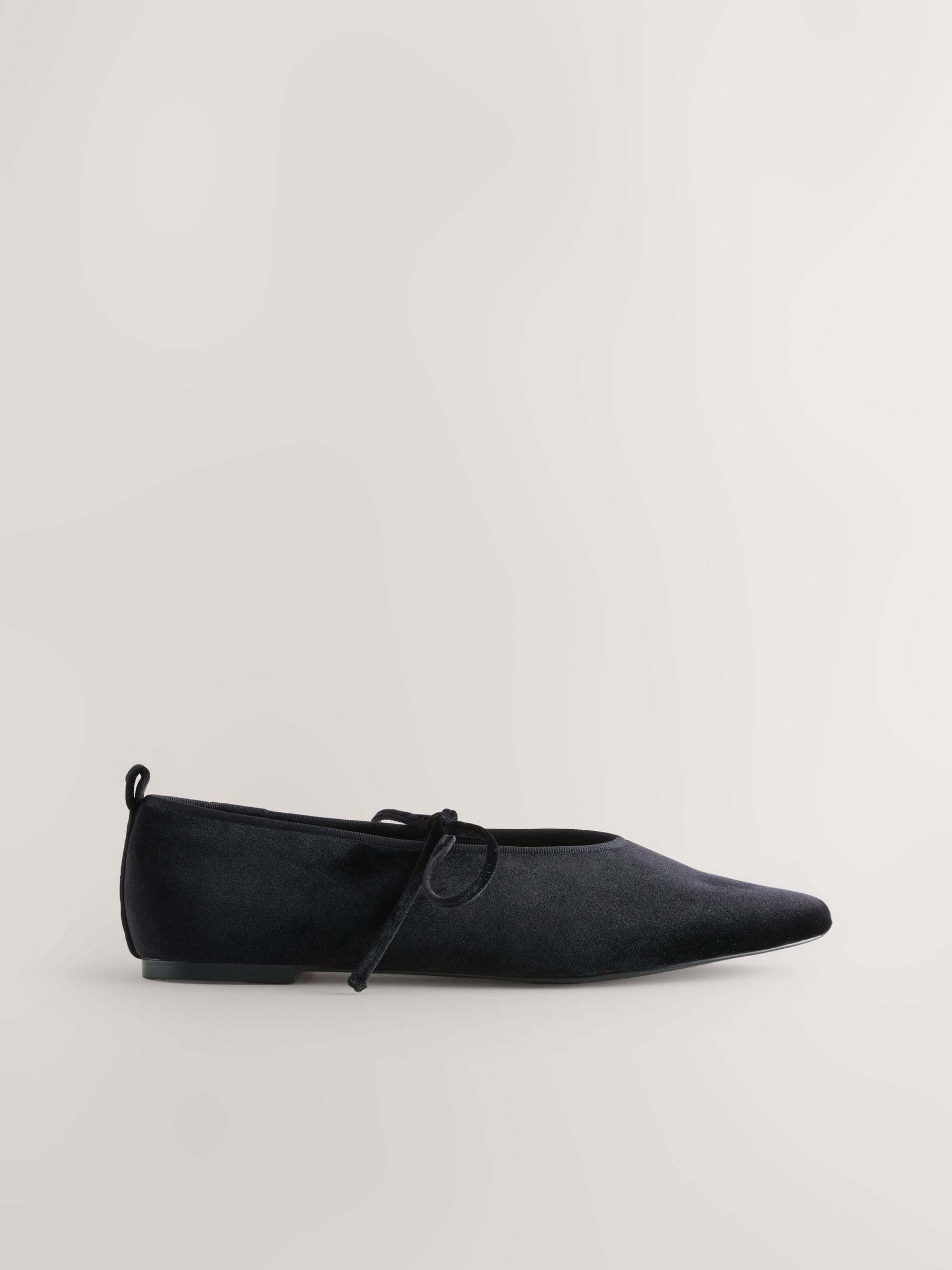 Zwart - Forever Comfort® Velvet Tie Mary Jane Shoes
