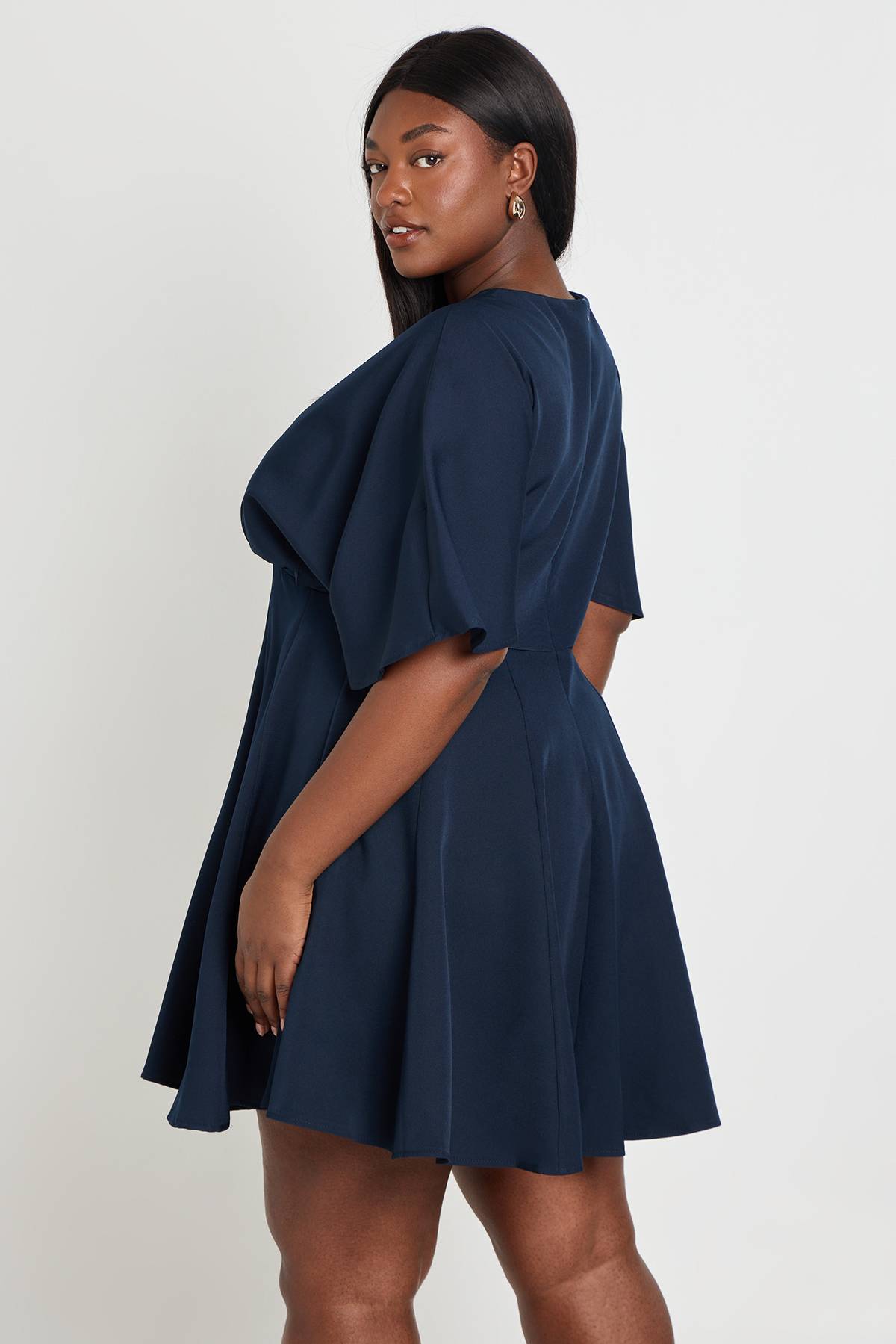 boohoo Robe Patineuse Plissée Grande Taille