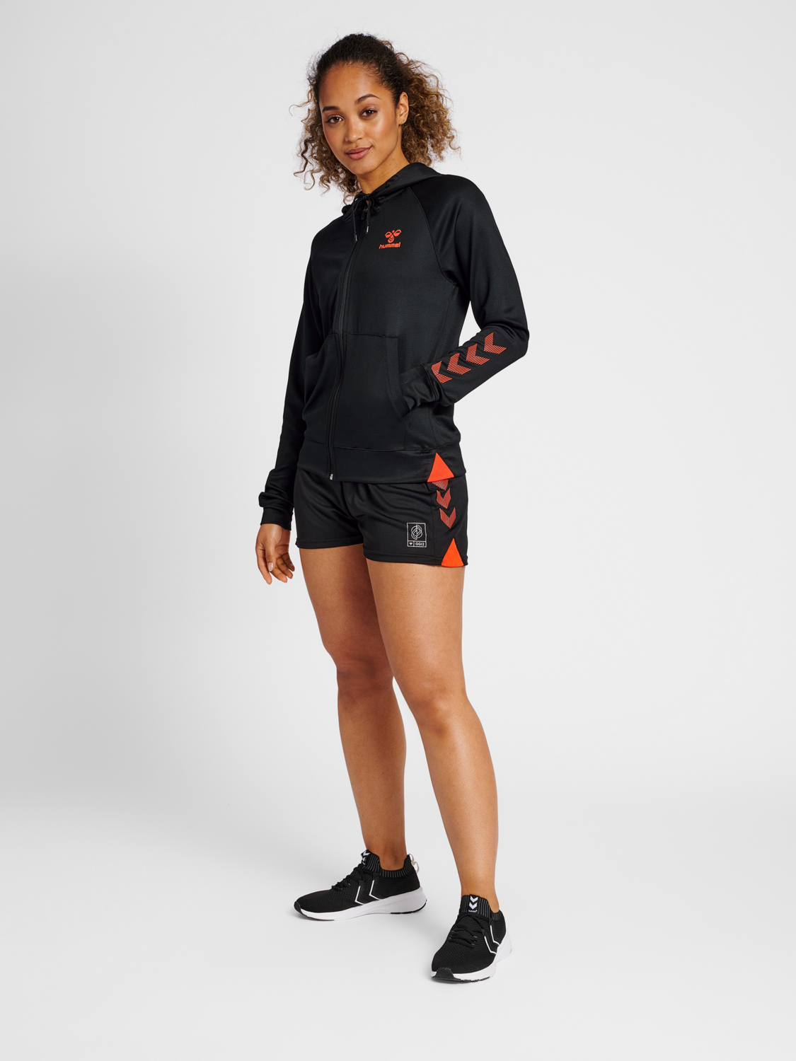 hmlGG12 ACTION ZIP HOODIE WOMAN
