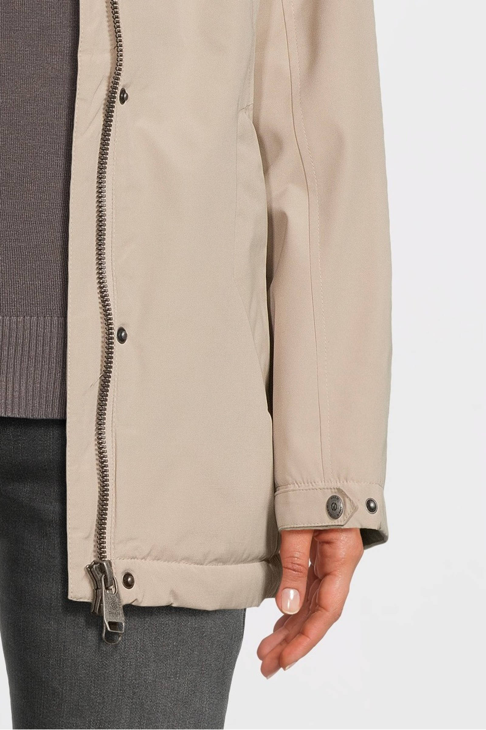 G.I.G.A. DX jas beige