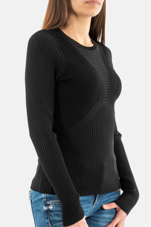 Pull hiver guess jeans destiny jblk jet black a996