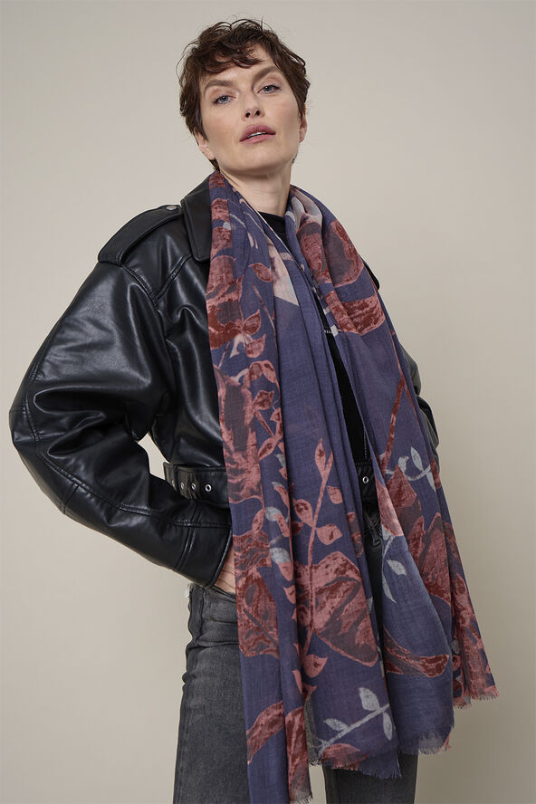 Bella Ballou PAINTED LEAVES Scarf 160
