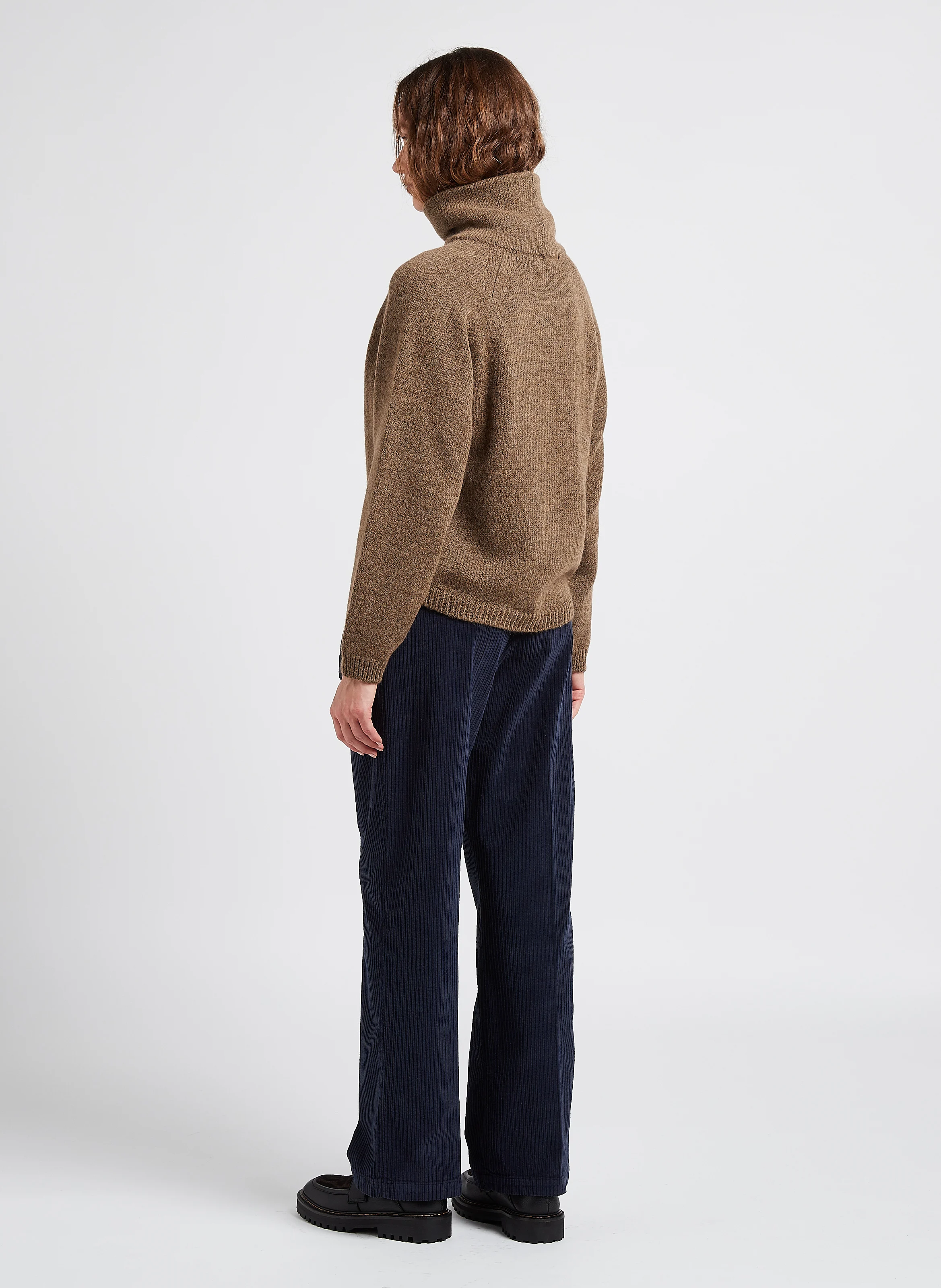 PUNAT - Pantalon droit en velours de coton côtelé| Bleu