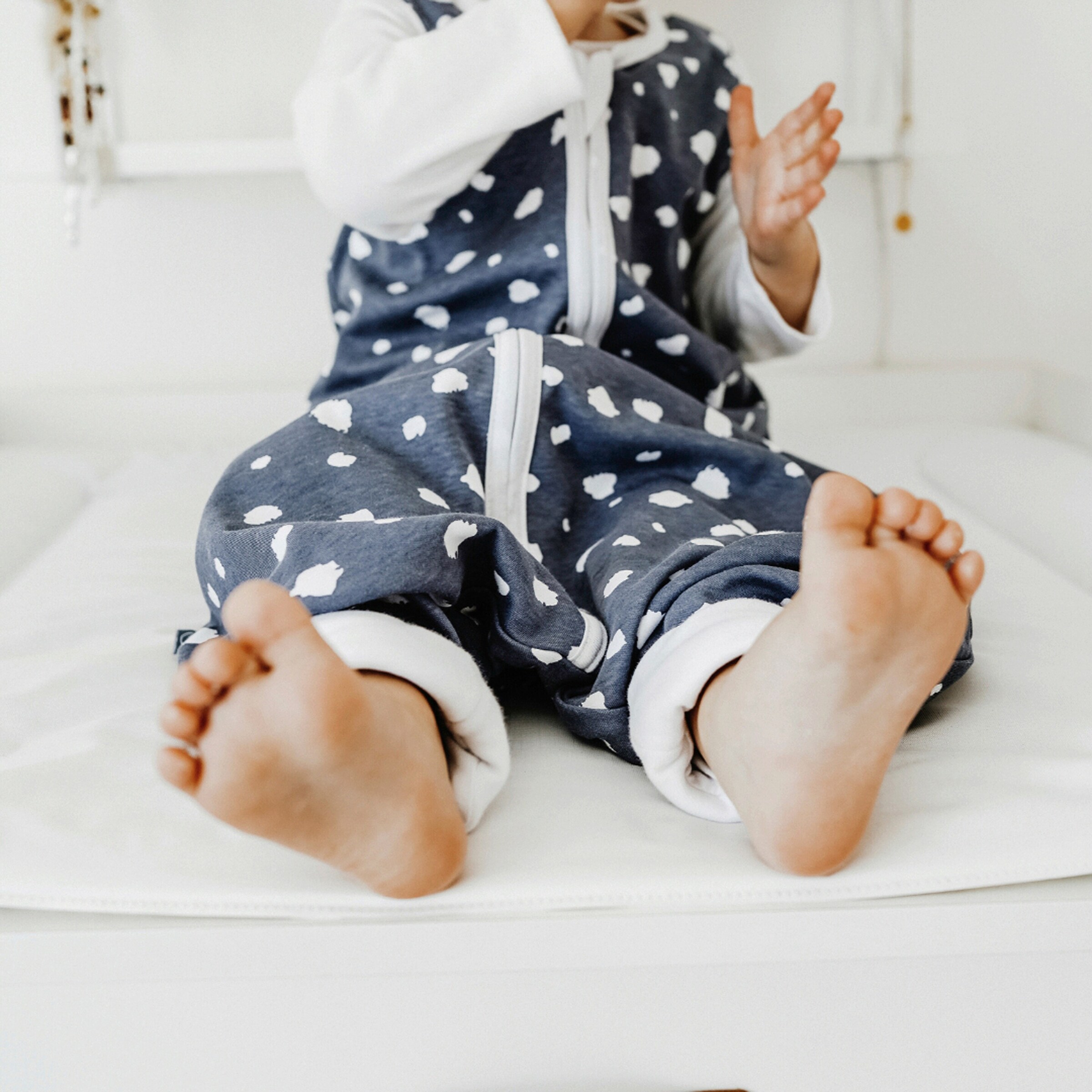 emma & noah Ganzjahres-Sleepoverall 1.0 TOG Punkte blau
