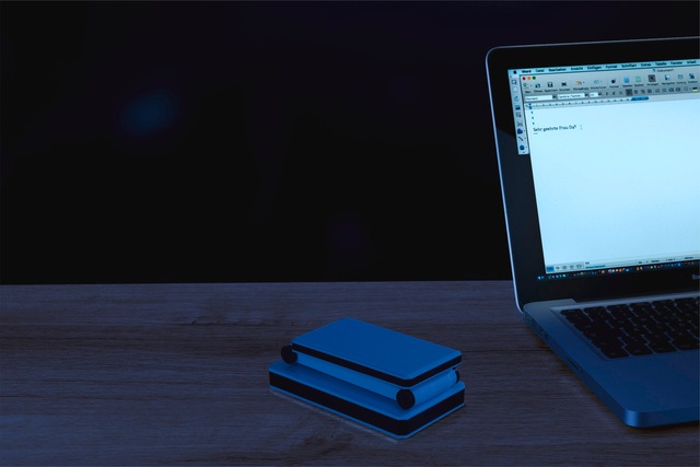 Maximex LED Schreibtischlampe »faltbar« LED-Modul 1 Stk. Neutralweiss LED Lampe, stufenlos verstellbar, USB-Port oder Batteriebetrieb