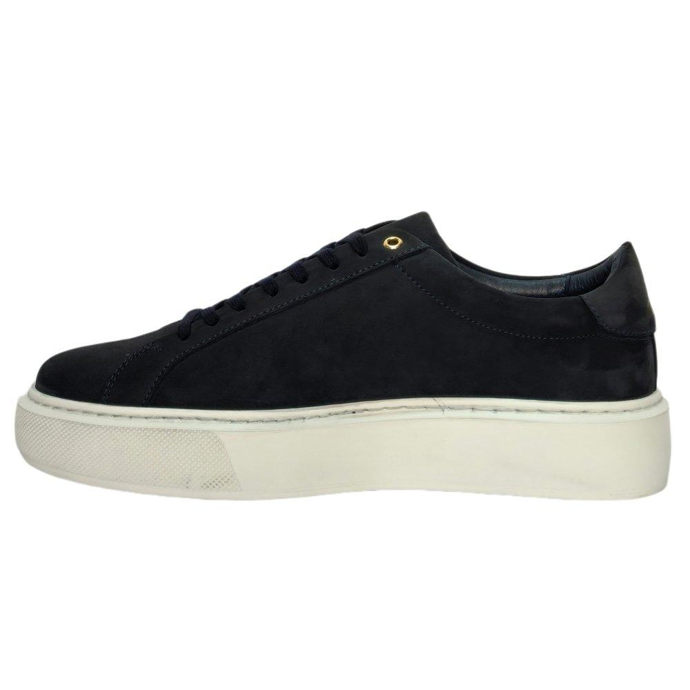 Loyalti Casso Trainers