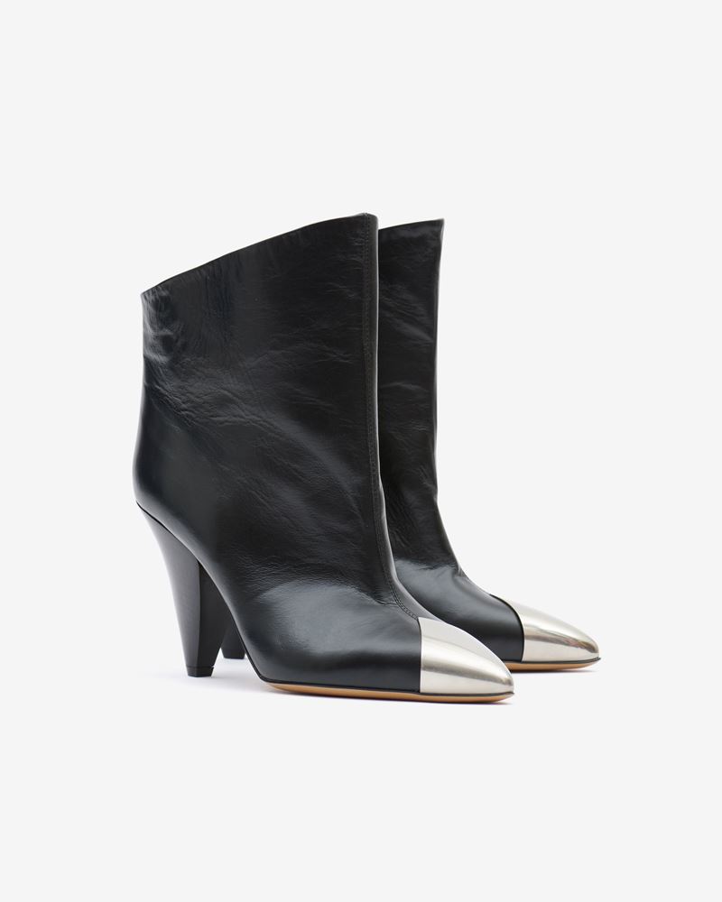 BOTTINES EN CUIR LAPIO