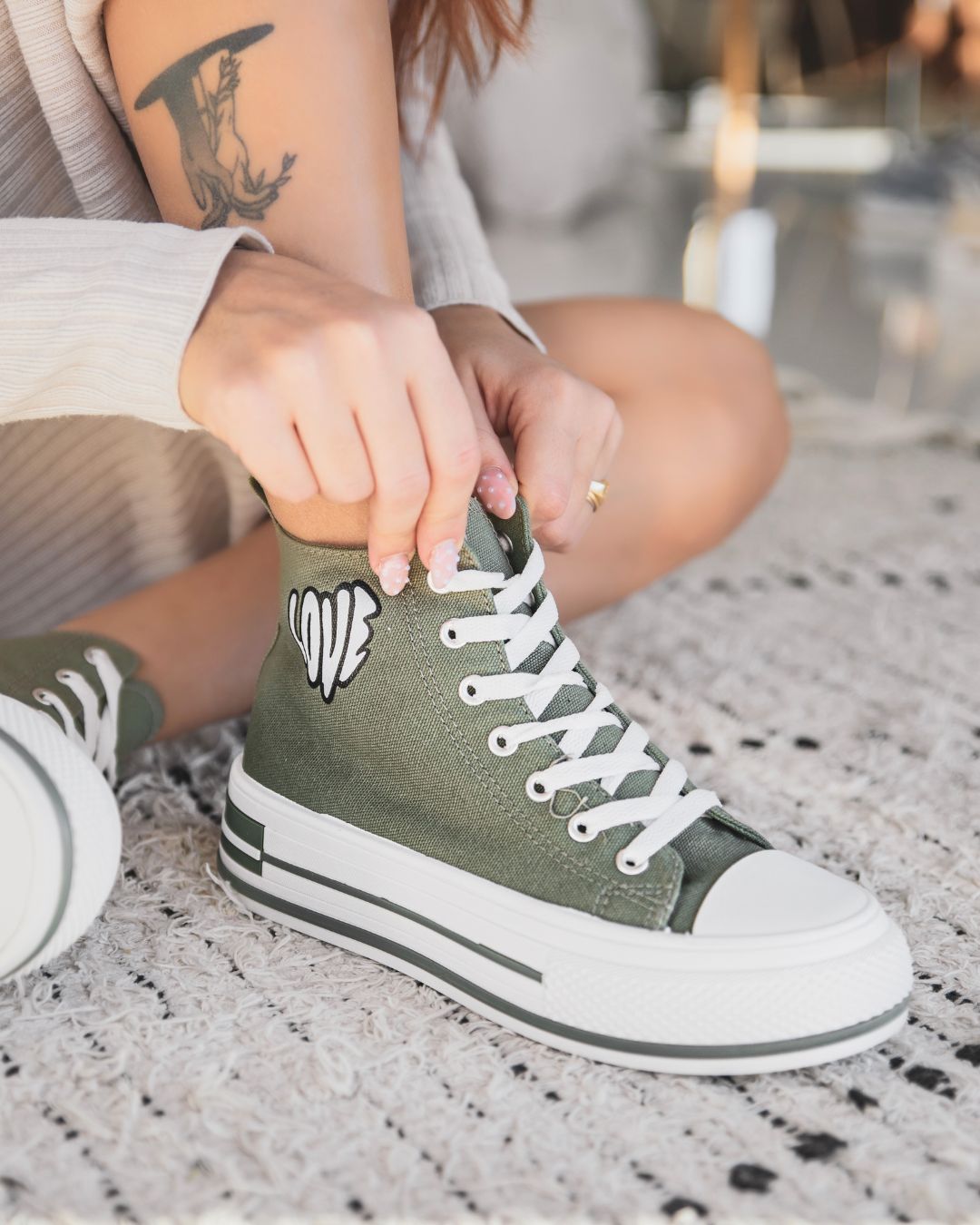 Basket femme kaki montante en toile - Linda