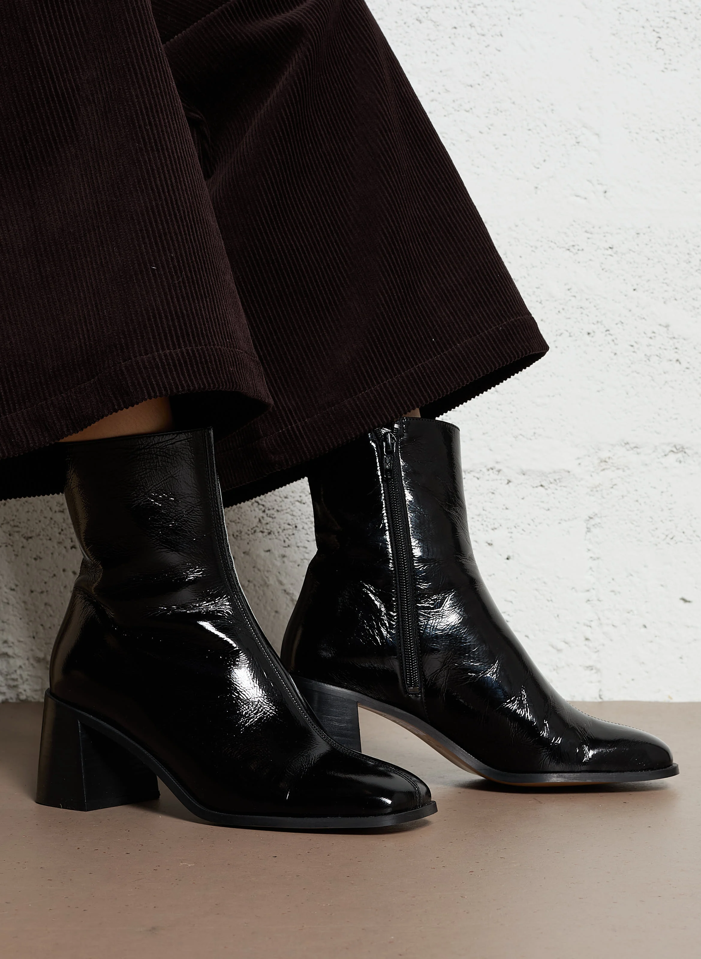 HULSA - Boots en cuir vernis | Noir