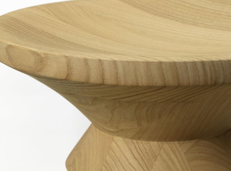 Vitra Stools bijzettafel Model C Chestnut