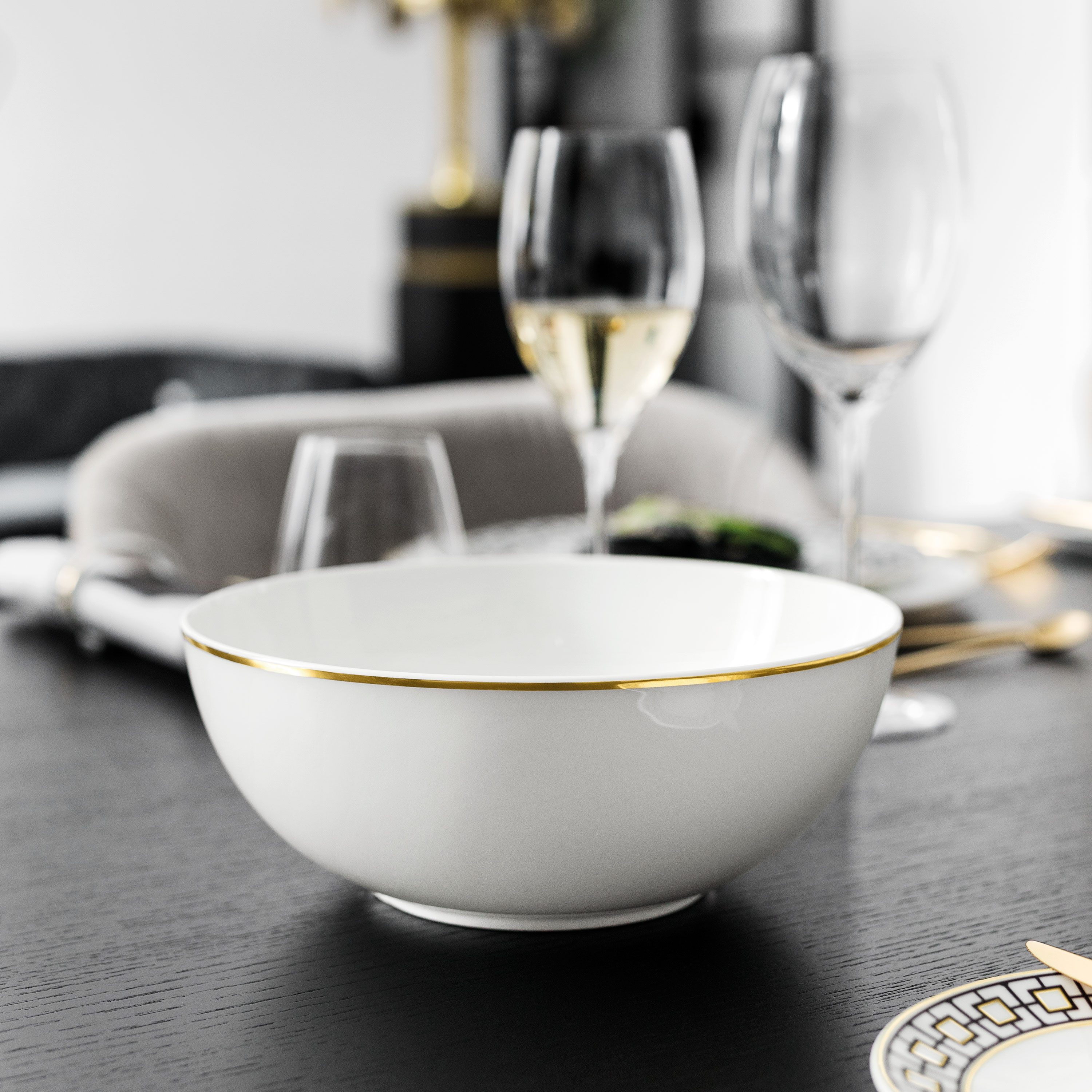 MetroChic Salad serving bowl Multi-colored, 50.8 oz, Premium Bone Porcelain