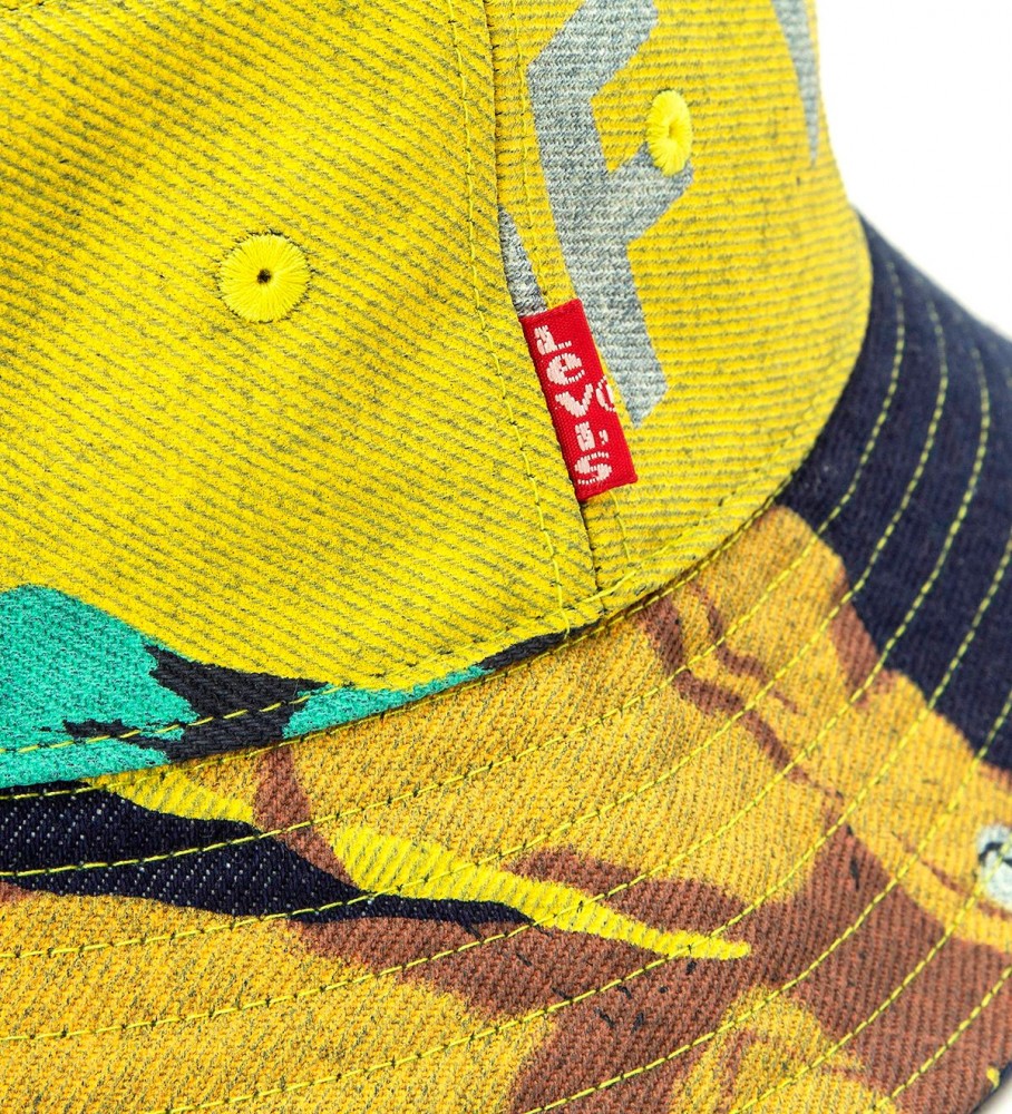 Gorro Levi's 501 com estampa amarela