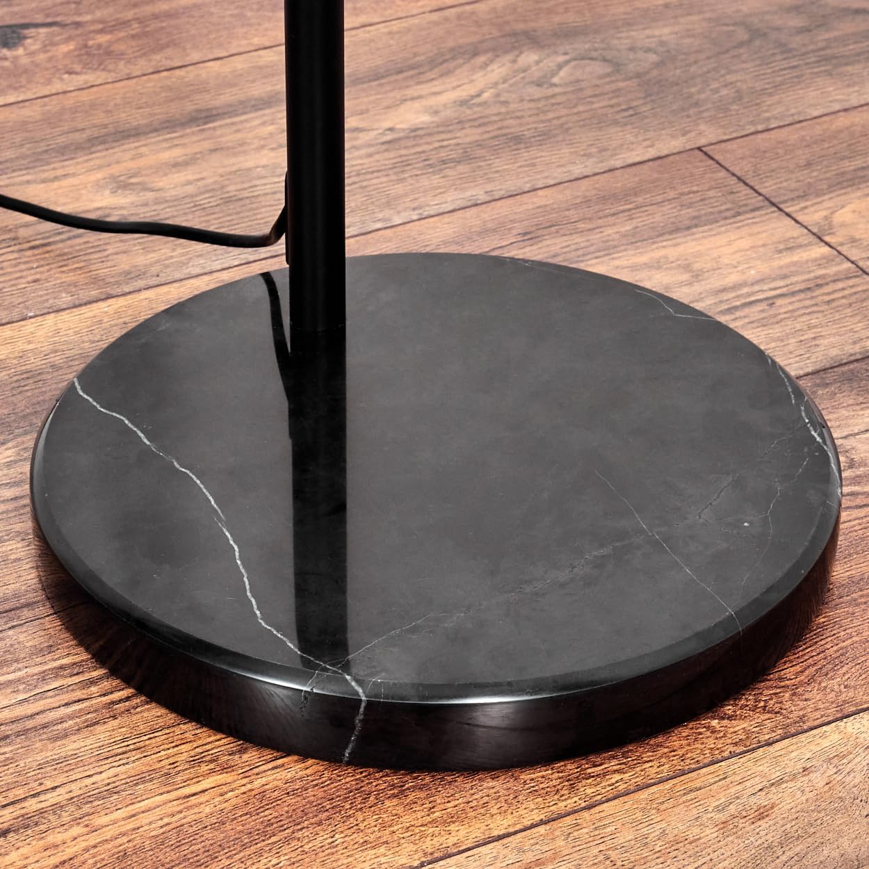 HOFSTEIN Stehleuchte Ripoll, Stehlampe aus Metall/Glas in Schwarz/Grün mit Marmorfuß, verstellbare Leuchte im Retro/Vintage-Design (Schirm Ø 20 cm), Fußschalter, E27, Wohnzimmer, Schlafzimmer, Büro