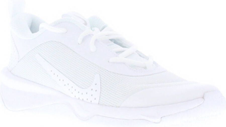 Nike Sportschoenen Baskets Omni Multi Court maille respirante