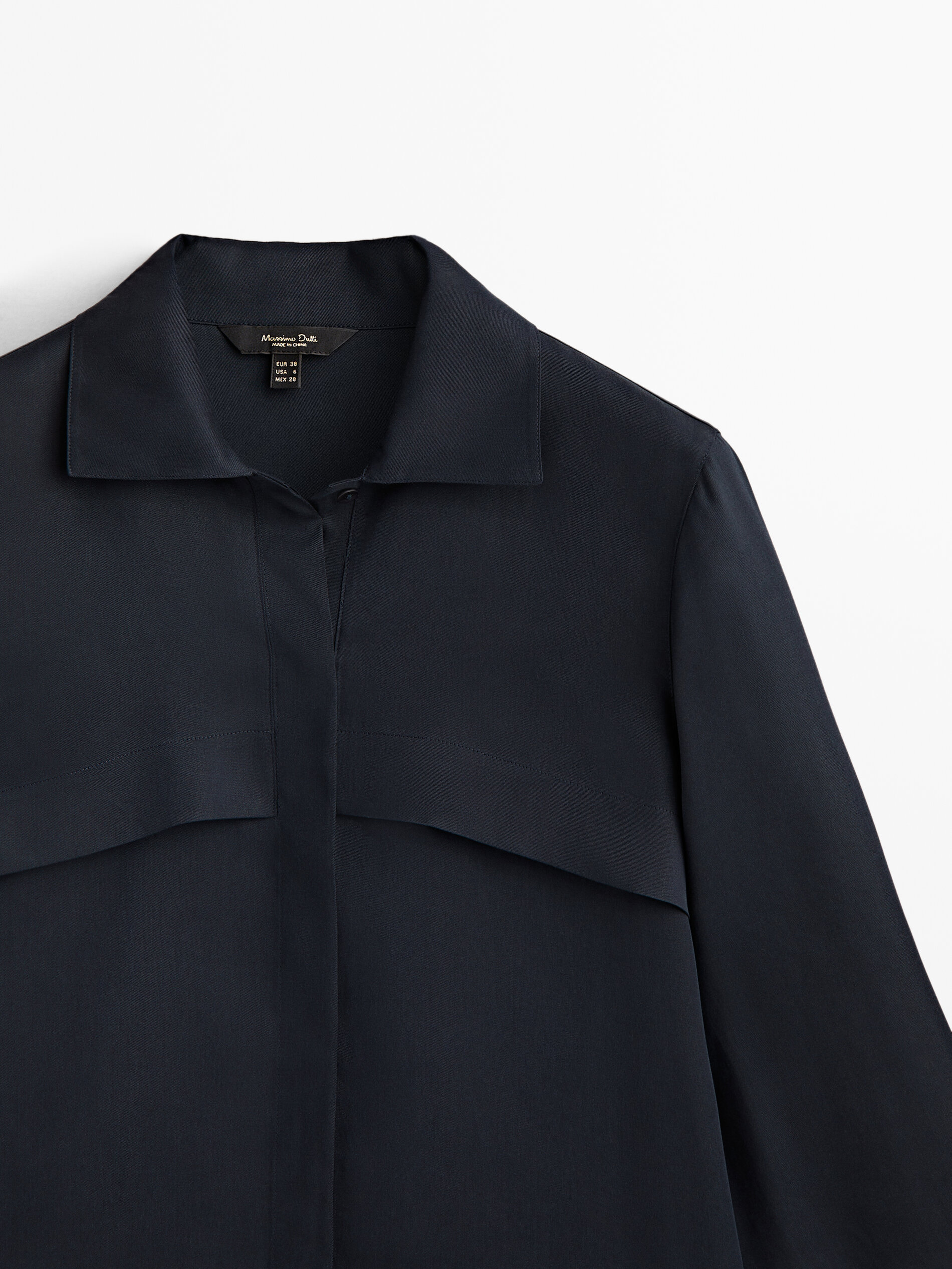 Camisa fluida com bolsos - AZUL ESCURO