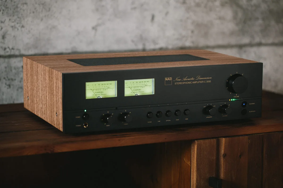 Nad C3050 Standard Edition Amplis hi-fi stéréo