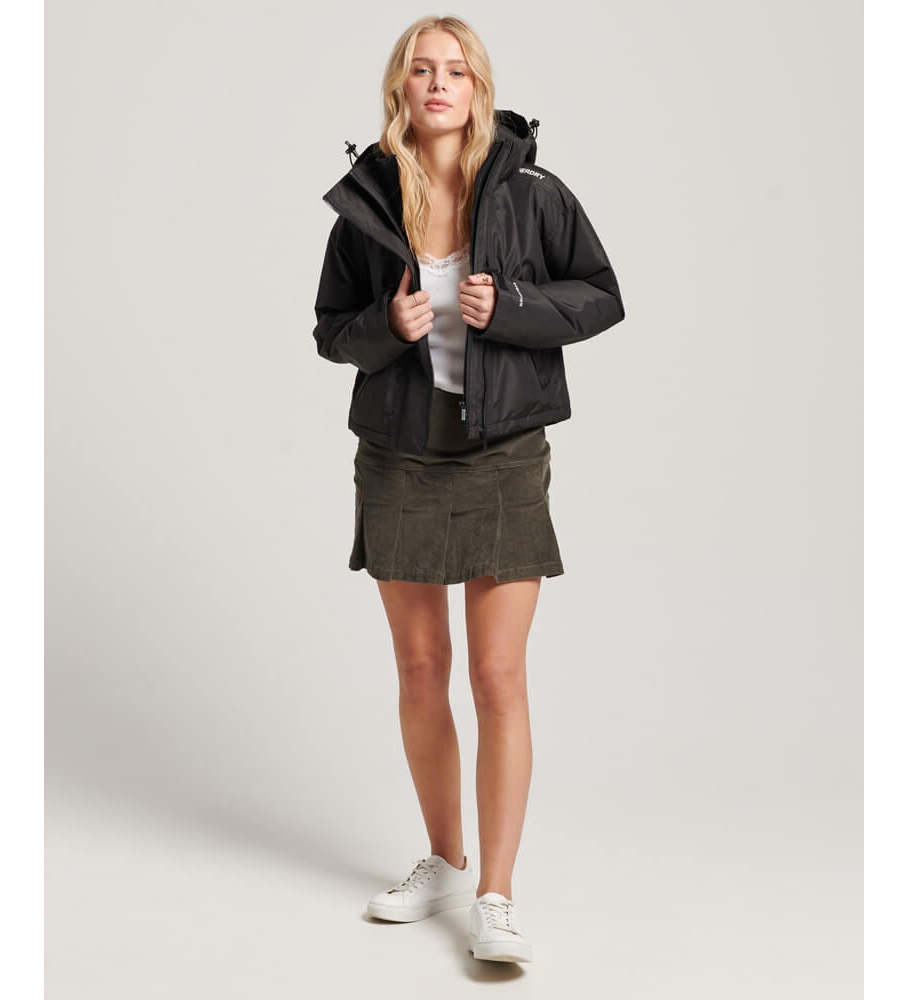 Jaqueta corta-vento Superdry SD-Windheater, preta