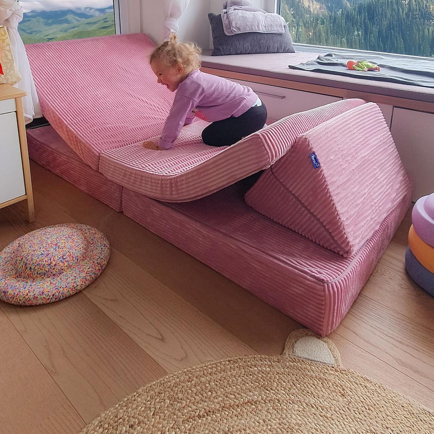 Bruni Spielsofa Cord für Kinder in Grau - großes XXL-Sofa fürs Kinderzimmer, Schlafsofa mit abnehmbarem, flauschigem Cord-Bezug, in Österreich entwickelt